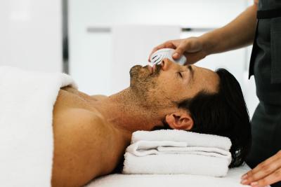 ل ریال منسیو-رافلز پاریز