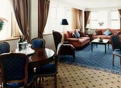 ریال لانکاستر لندن