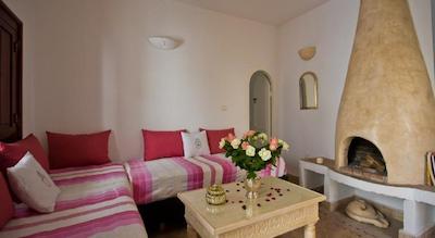 دار نافورا-مگادر