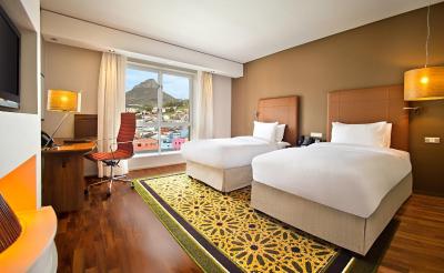 هیلتون کاپ تون سیتی سنتر