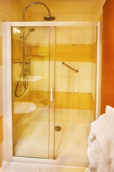 دانوبیا گات