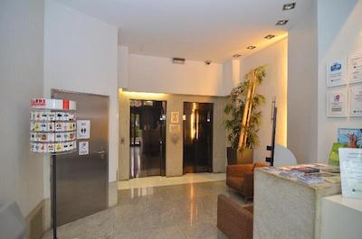 اپاردتل والنشیا رنتال