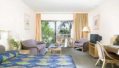 دوبلتری بای هیلتون هتل آلیس اسپرینگز