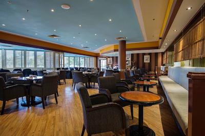 دوبلتری بای هیلتون هتل آلیس اسپرینگز