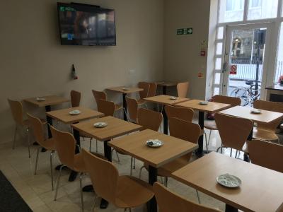 د کراون هتل