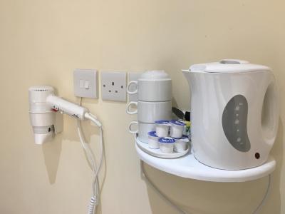 د کراون هتل