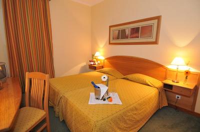 هلید این آلگارو-ارماکاو د پرا