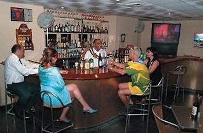 هتل ساینت جهنز