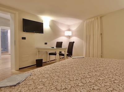 بست وسترن هتل سان دناتو