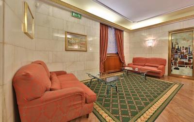 بست وسترن هتل سان دناتو