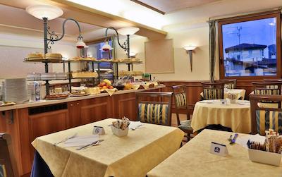 بست وسترن هتل سان دناتو