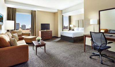 هیلتون ساینت جهن