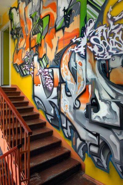 گرافیتی هاستل