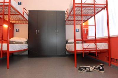 گرافیتی هاستل