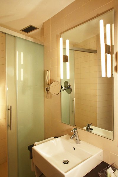 گولدن تولیپ انا تور