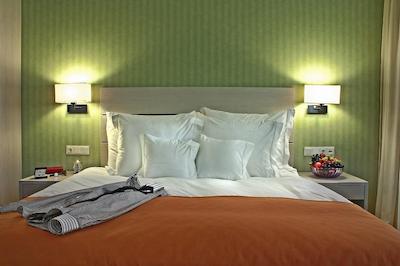 گولدن تولیپ انا تور