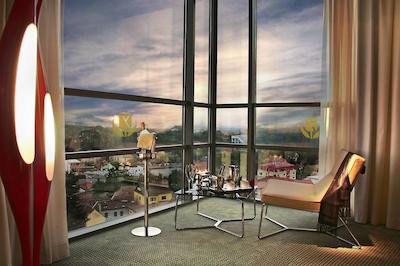 گولدن تولیپ انا تور