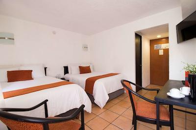 بست وسترن پلاس گران هتل سنترو هیستریکو