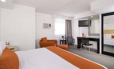 بست وسترن پلاس گران هتل سنترو هیستریکو