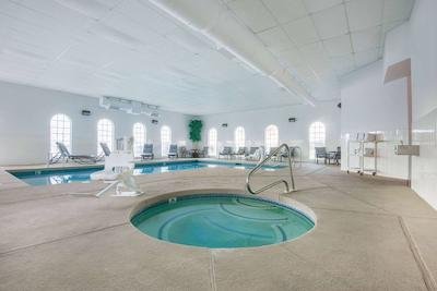 هاودرن سویتز بای ویندهام لاز وگاز / هندرسُن