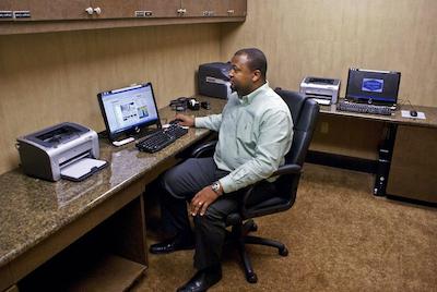 هامپتون این اند سویتز چارلت-آیرپرت