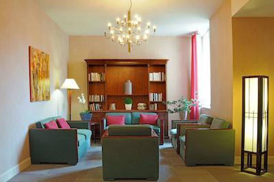 بست وسترن پویتیرز سنتر ل گراند هتل