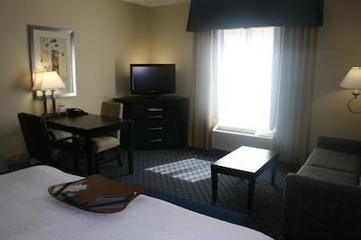 هامپتون این اند سویتز جاکسُنویل اسود-بارترام پارک