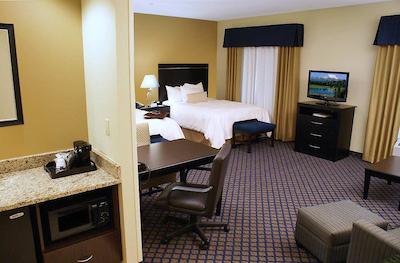 هامپتون این اند سویتز جاکسُنویل اسود-بارترام پارک