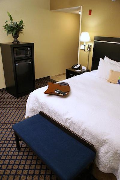 هامپتون این اند سویتز جاکسُنویل اسود-بارترام پارک