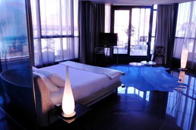 هتل دیزاین لز بینز دوچز