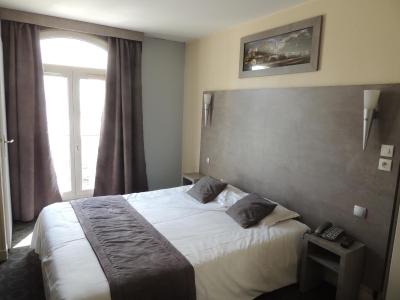 هتل ل هم ساینت لویز