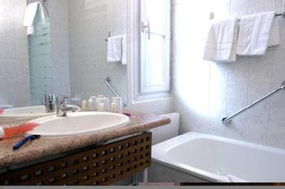 منسیور هلدر