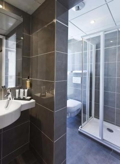 هتل دو پرینس اوجن