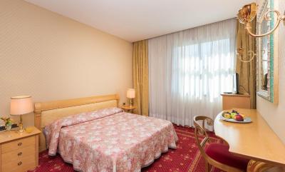 شگ هتل انتونلا