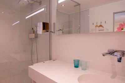 هستلری دو پیفسهف