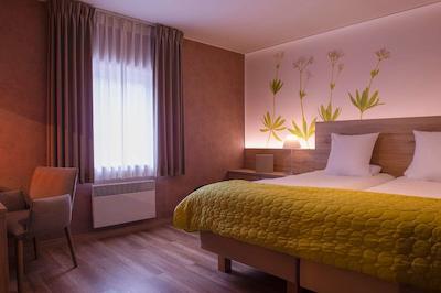 هستلری دو پیفسهف