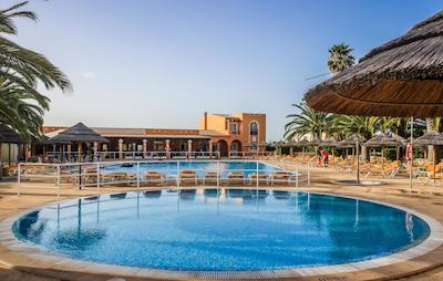 کلینا ویلیج