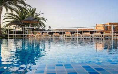 کلینا ویلیج