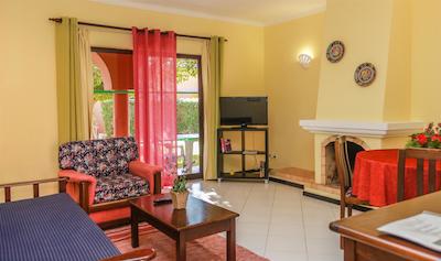 کلینا ویلیج