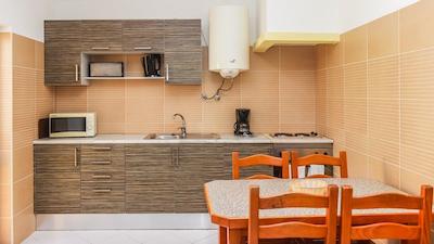 کلینا ویلیج