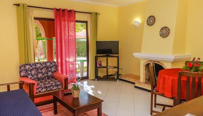 کلینا ویلیج