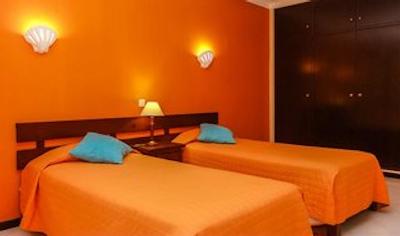 کلینا ویلیج