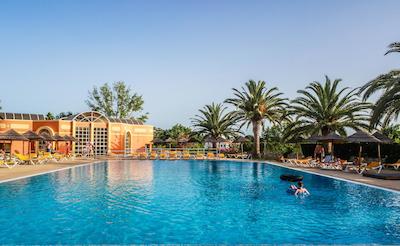 کلینا ویلیج