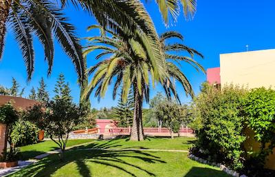 کلینا ویلیج