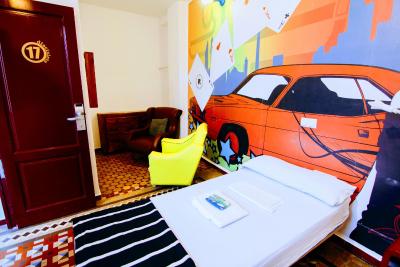 هم یود هستل