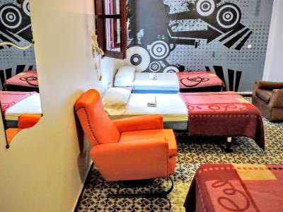 هم یود هستل