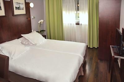 سور هتل بای بست وسترن انماس