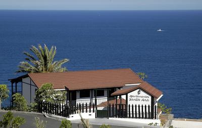 اپارتامنتز سانتا انا