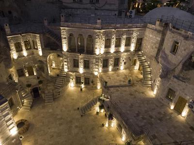 ایمپریال کاو هتل