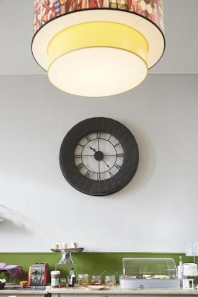 است سرنین هتل